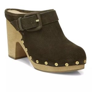** NWOT ** Veronica Beard Dacey Buckle Suede Clog